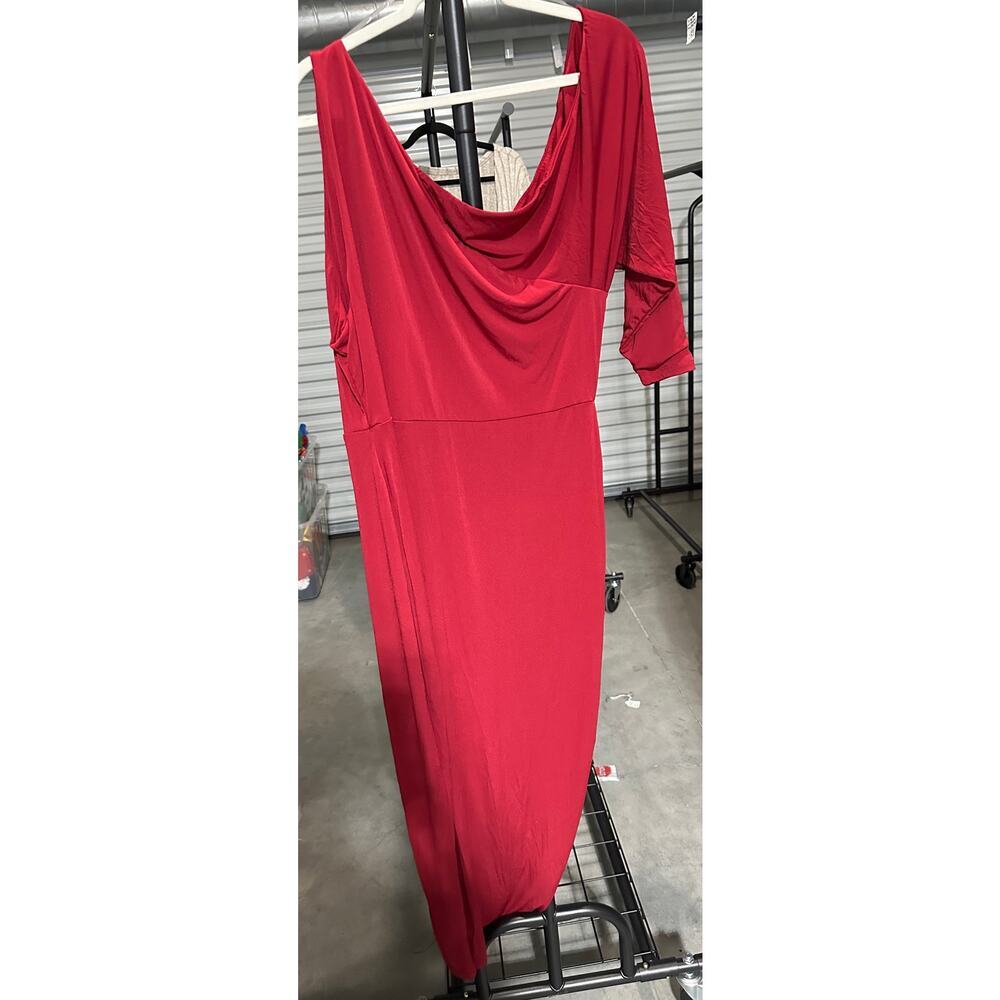 Soncy | Paint the Town Red Midi Dress - Picture 4 of 6